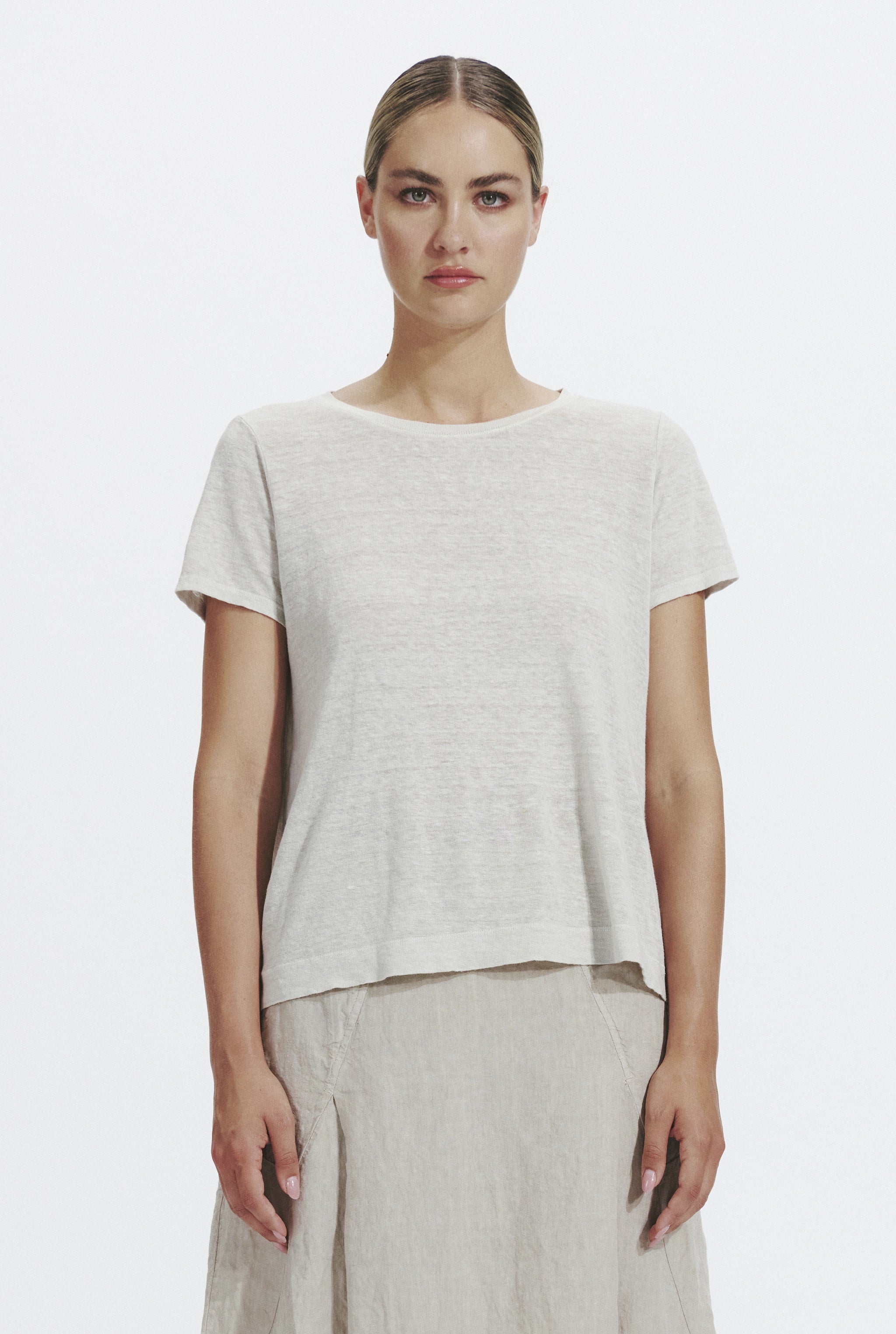 Transit K206 Linen Tee