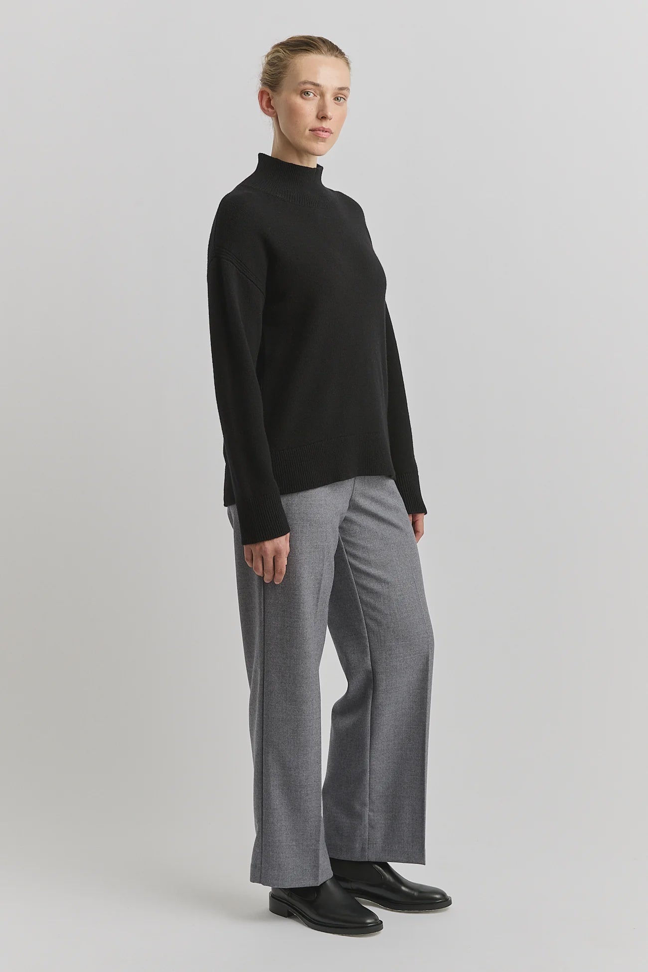 Toorallie Split Neck Funnel Knit