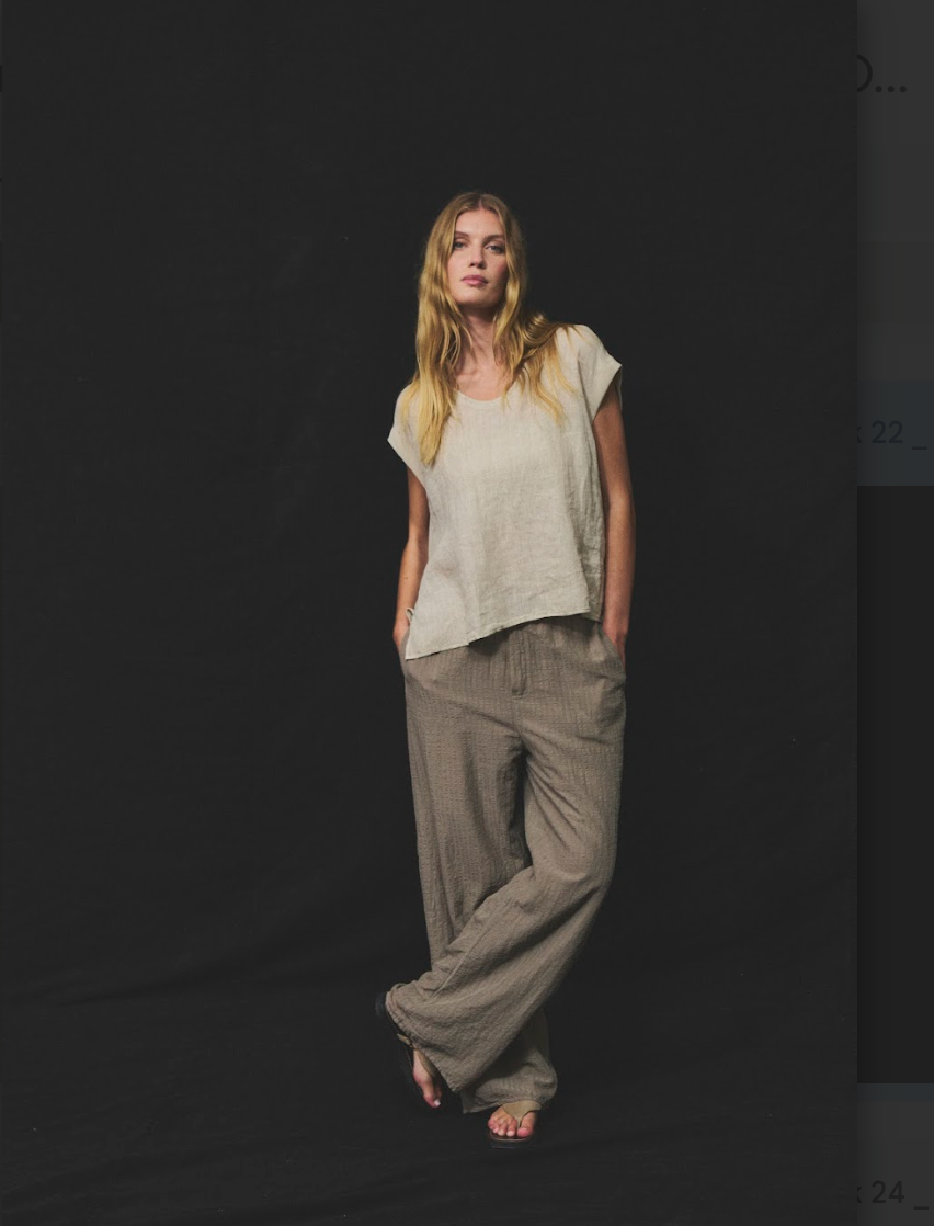 Transit B111 Linen Cap Sleeve Top