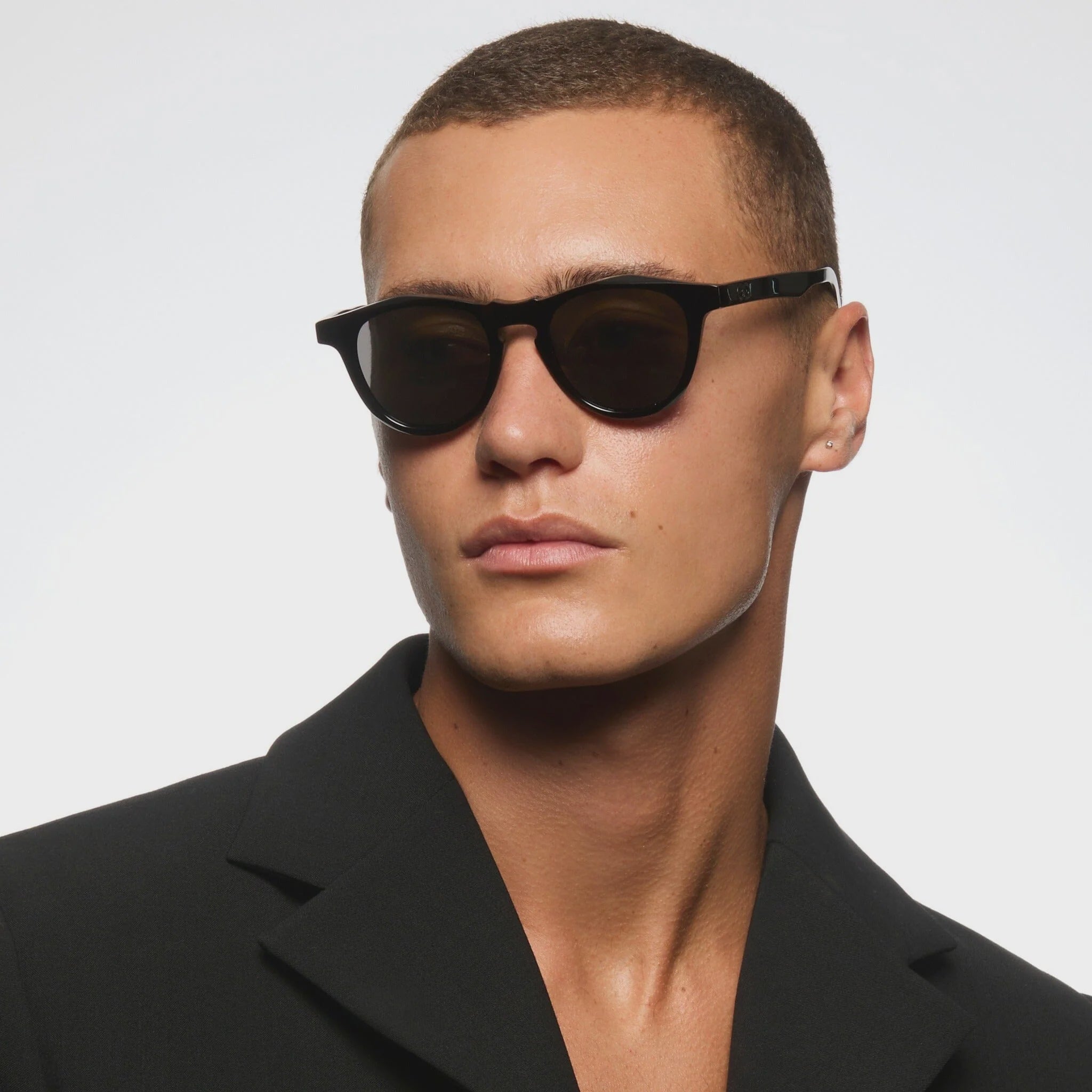 Childe Vocal Black/Grey lens