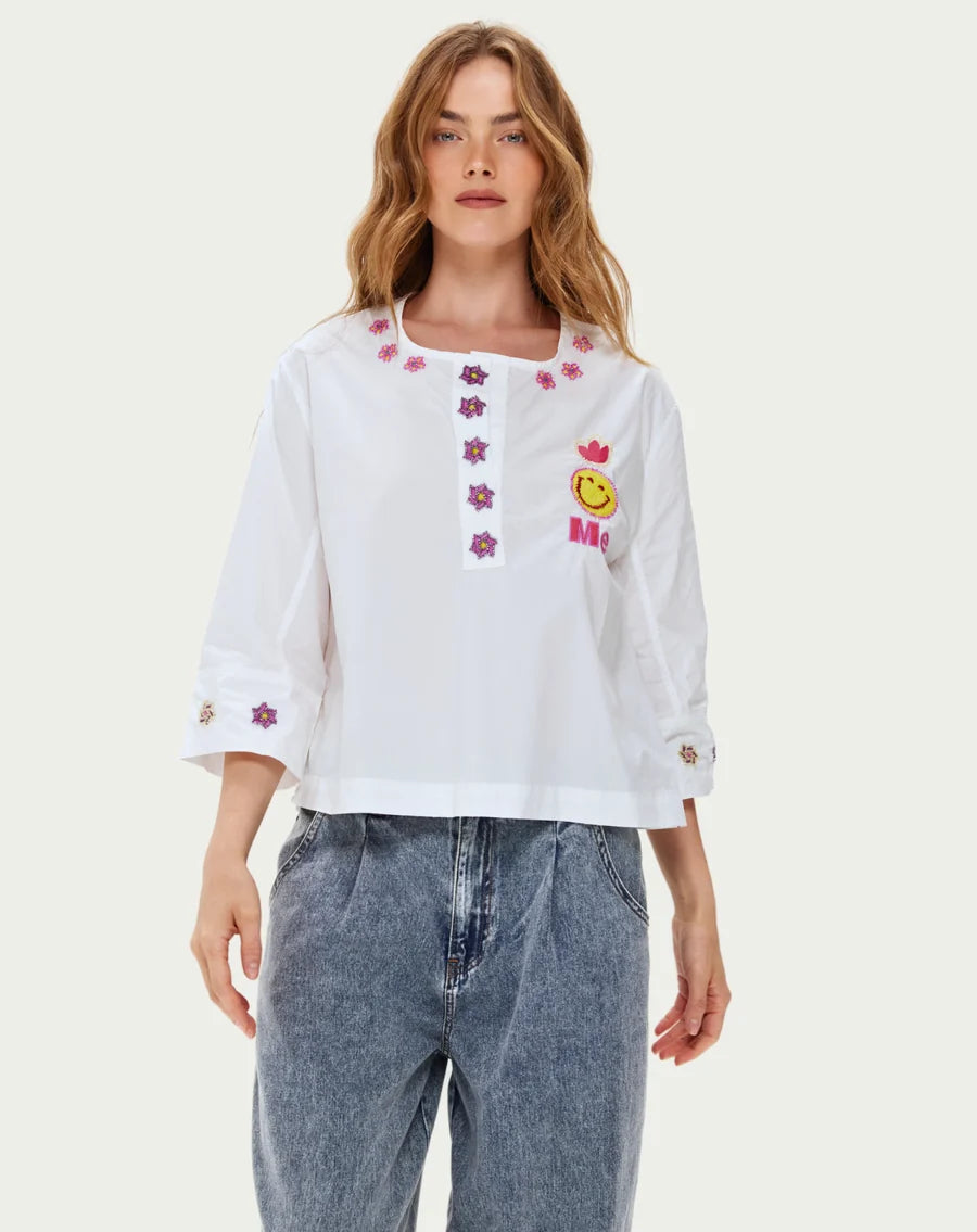 ME369  Lily Embroided Boxy Shirt